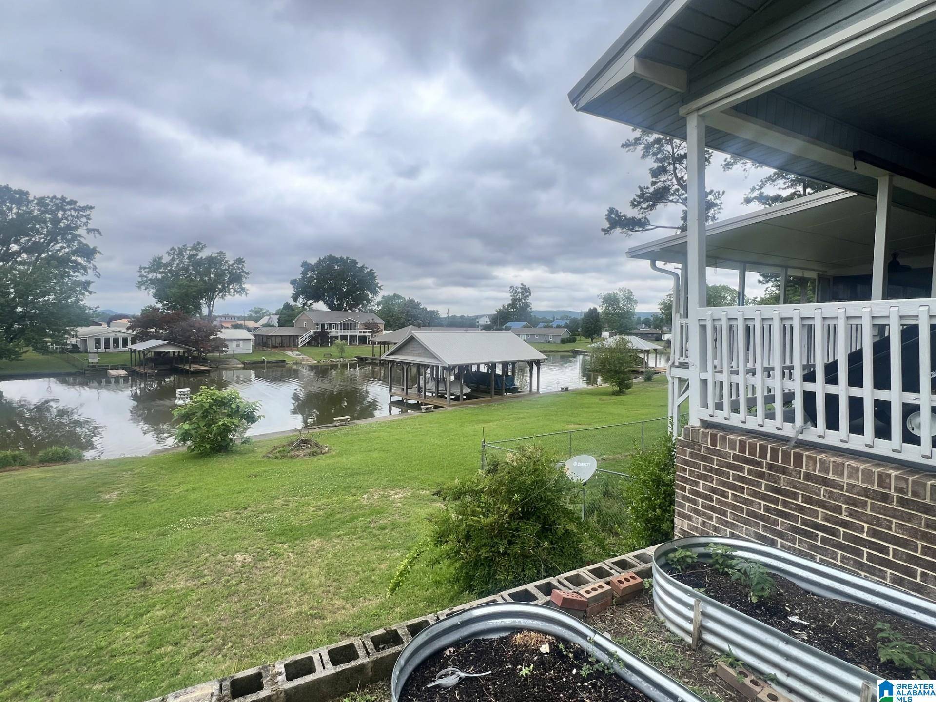1081 LAKEMONT DRIVE S, Southside, AL 35907