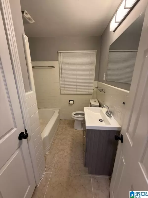 Birmingham, AL 35212,6601 4TH AVENUE S