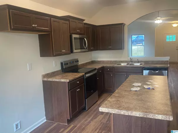 Birmingham, AL 35215,4988 KERRI LANE