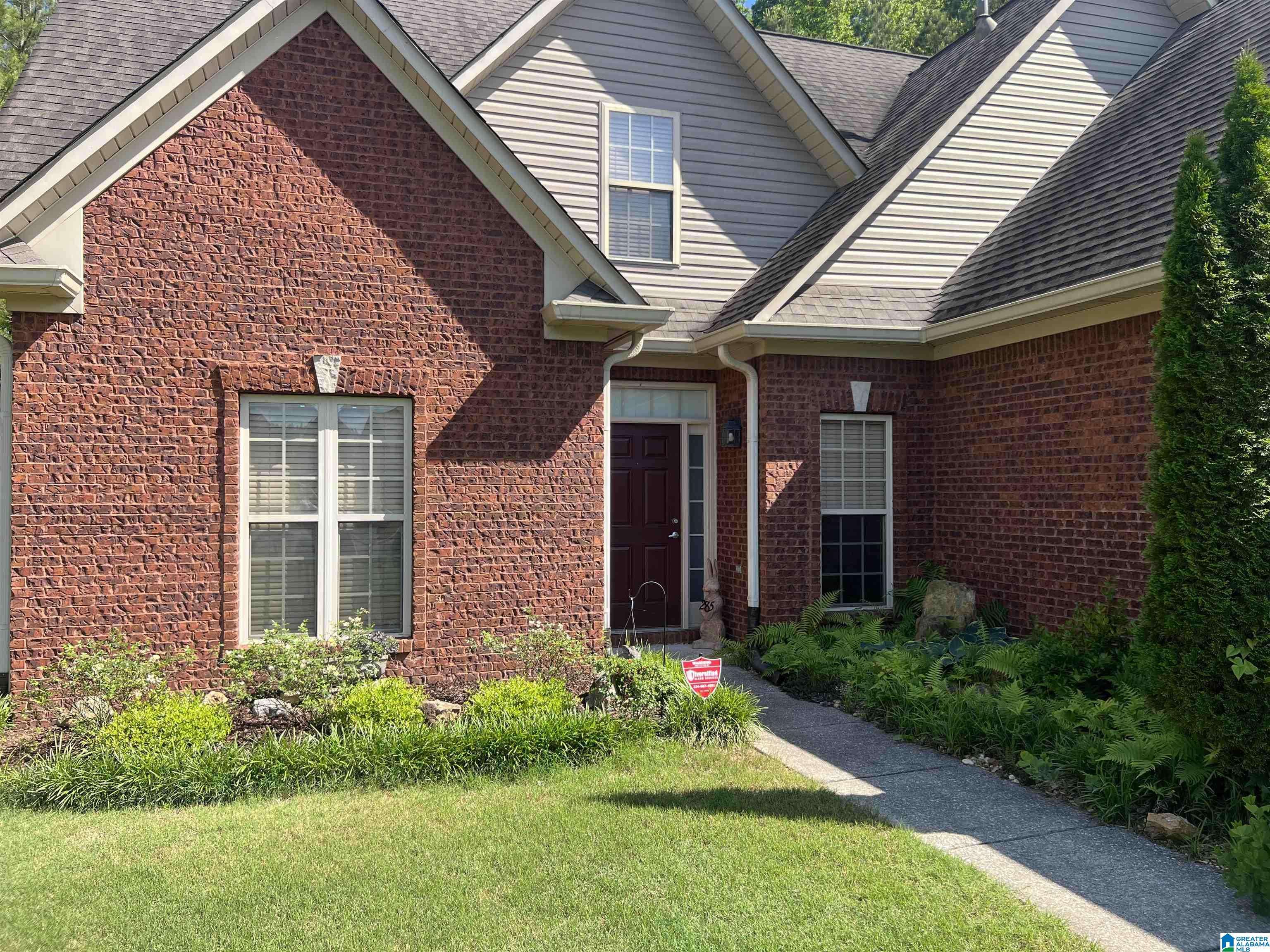 Pell City, AL 35125,285 OAK LEAF CIRCLE