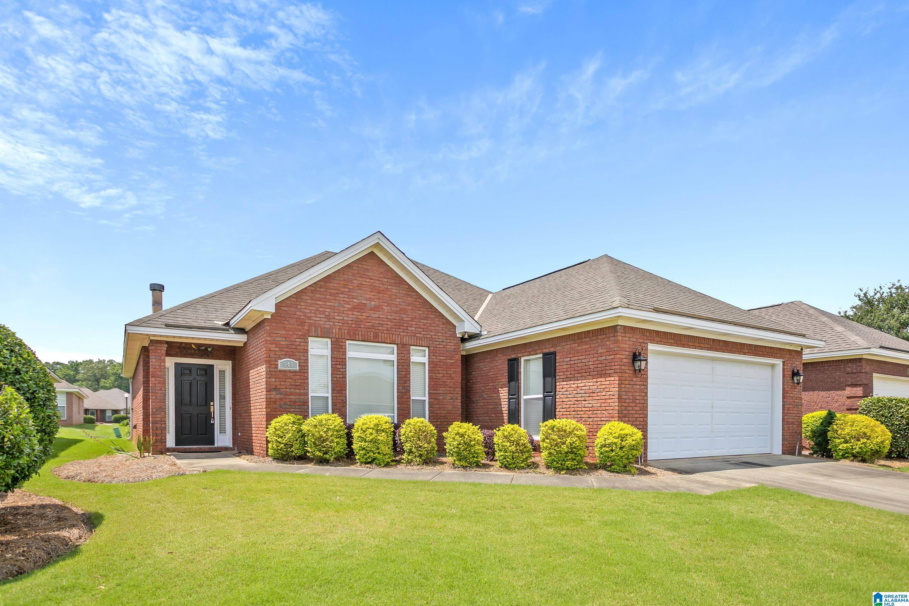 Montgomery, AL 36117,949 SOMERSET DRIVE