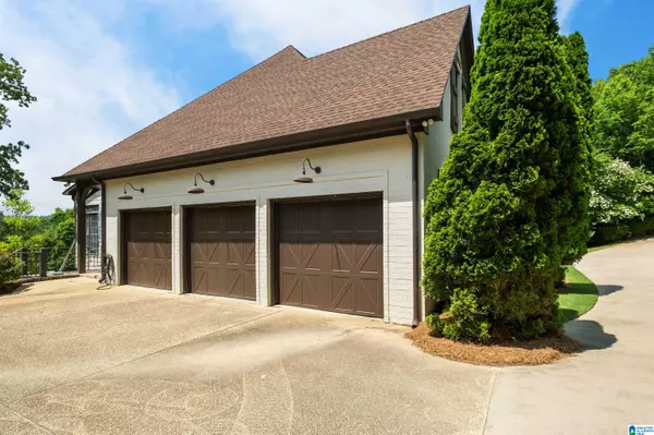 Vestavia Hills, AL 35242,7150 OLD OVERTON CLUB DRIVE