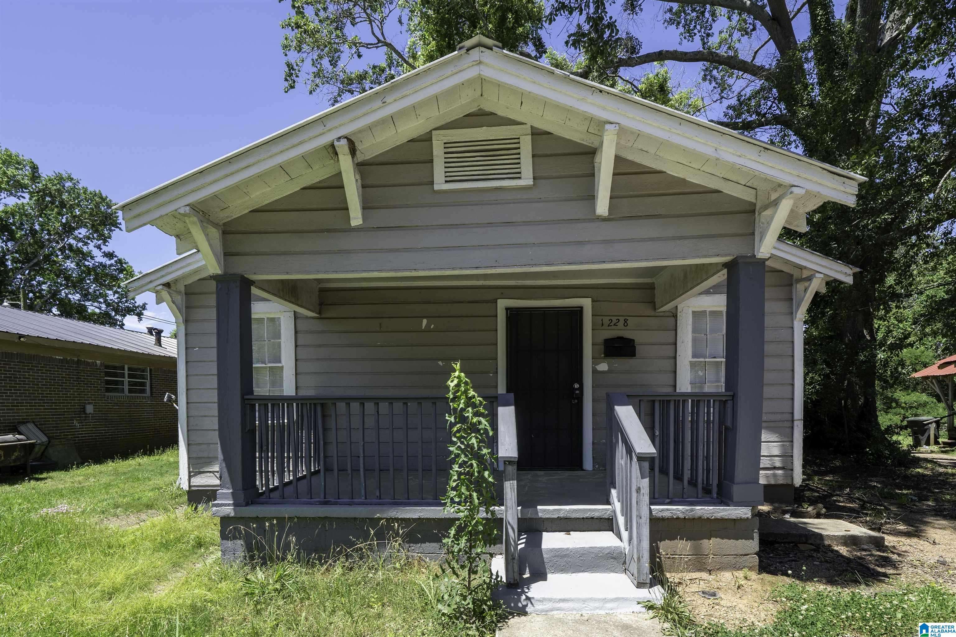 1228 19TH PLACE SW, Birmingham, AL 35211