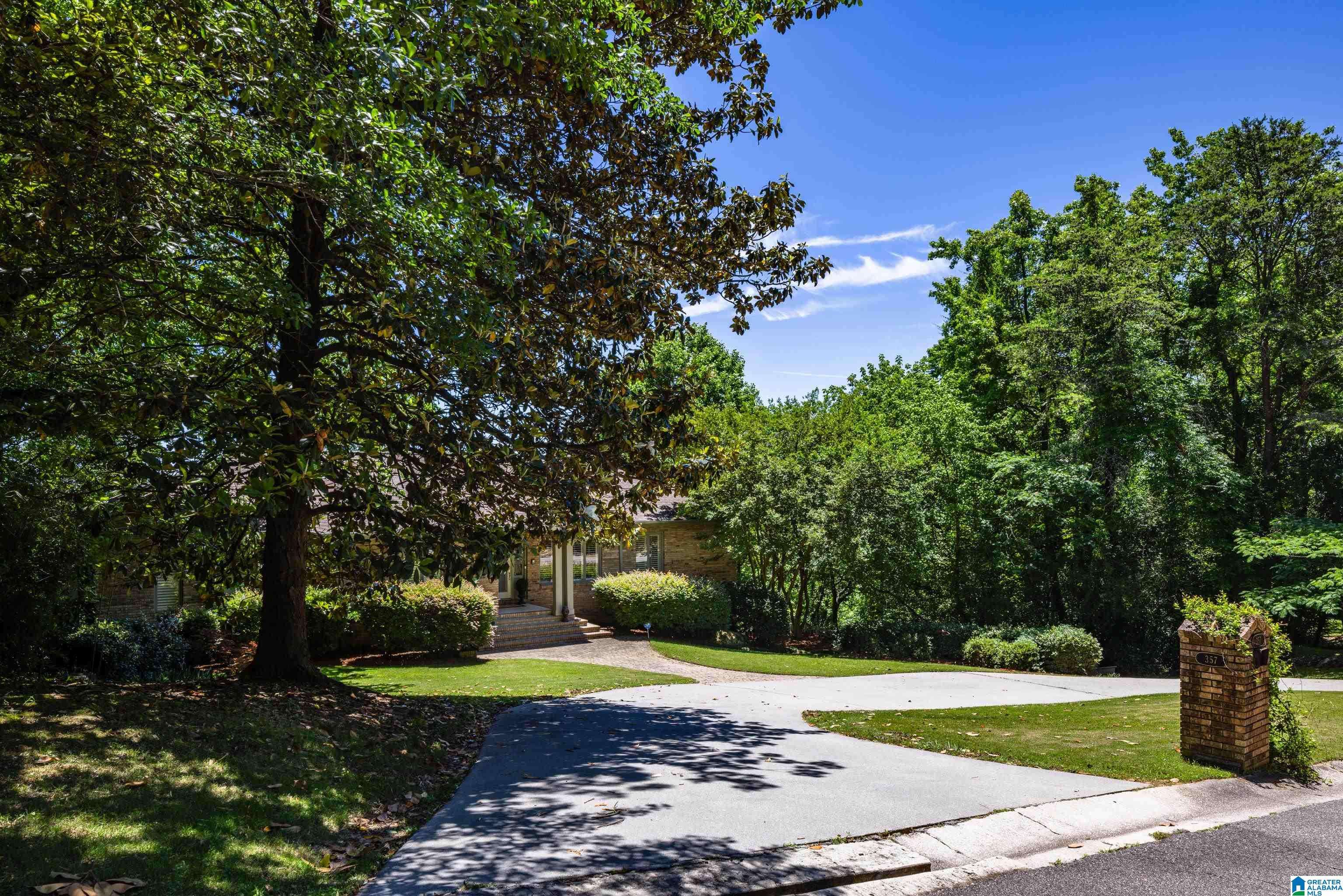 Vestavia Hills, AL 35216,357 VESCLUB DRIVE