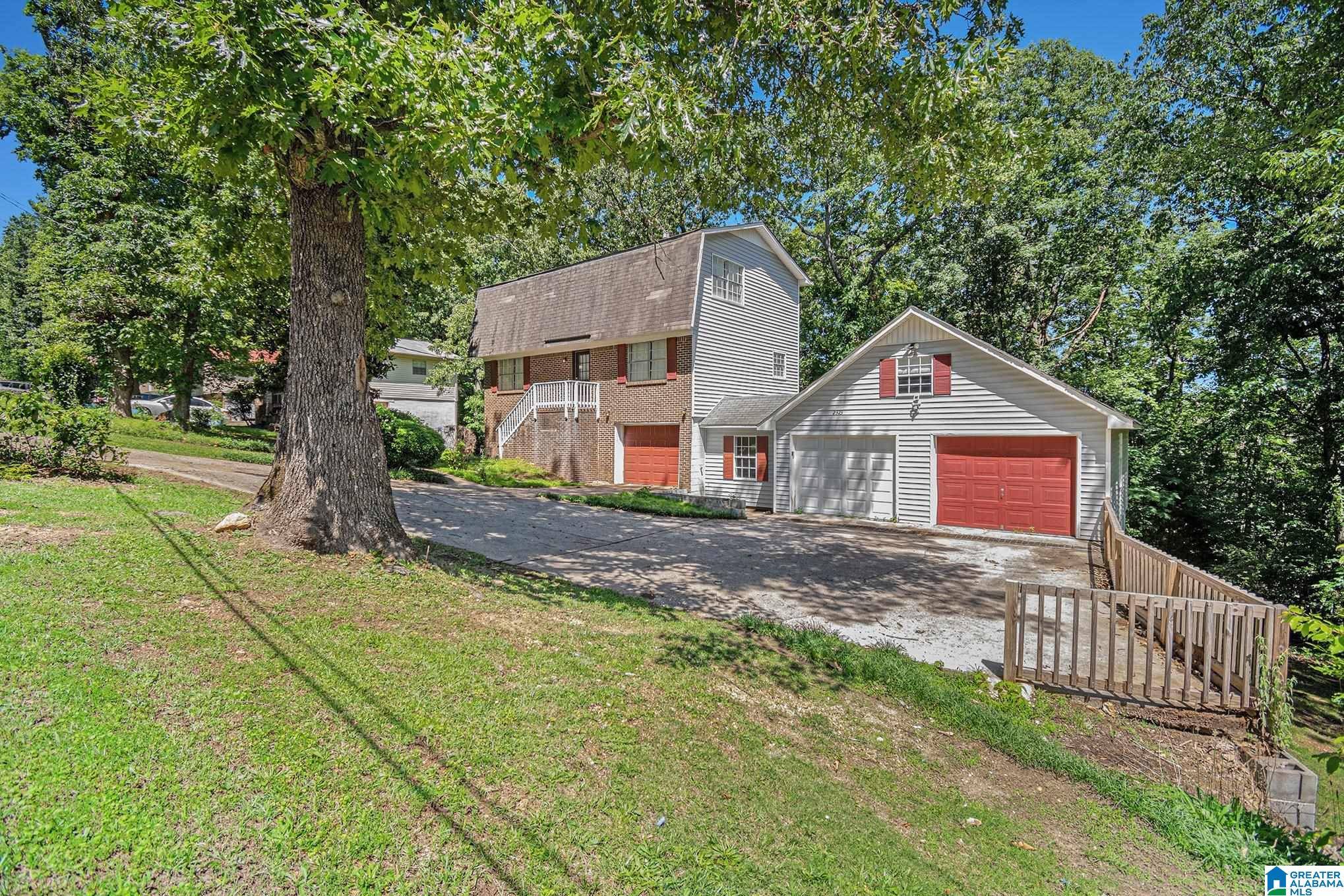 2323 SPENCER LANE, Center Point, AL 35215