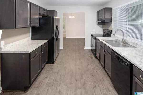 Gardendale, AL 35071,520 PARKS ROAD