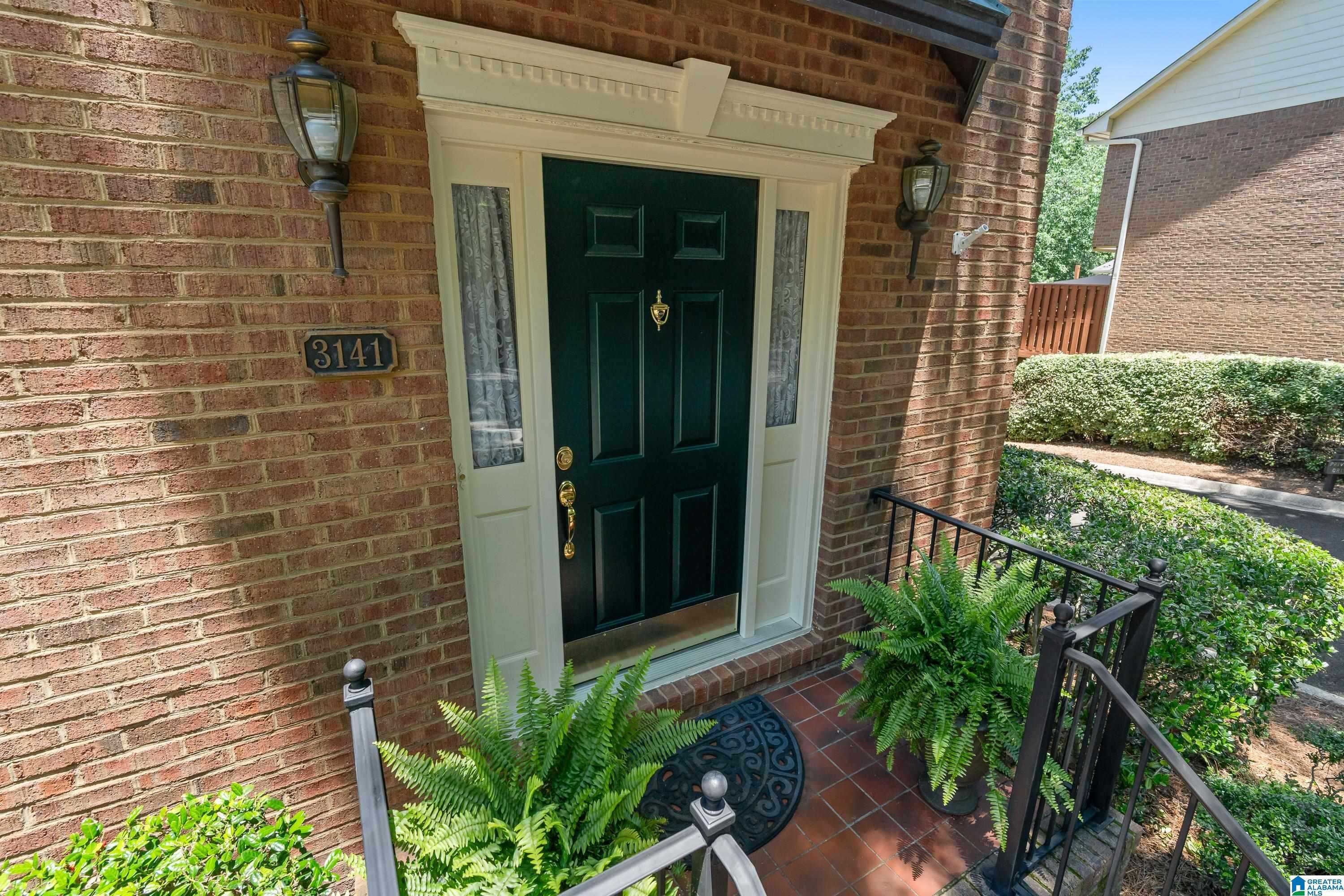 Hoover, AL 35244,3141 CHESTNUT OAKS DRIVE