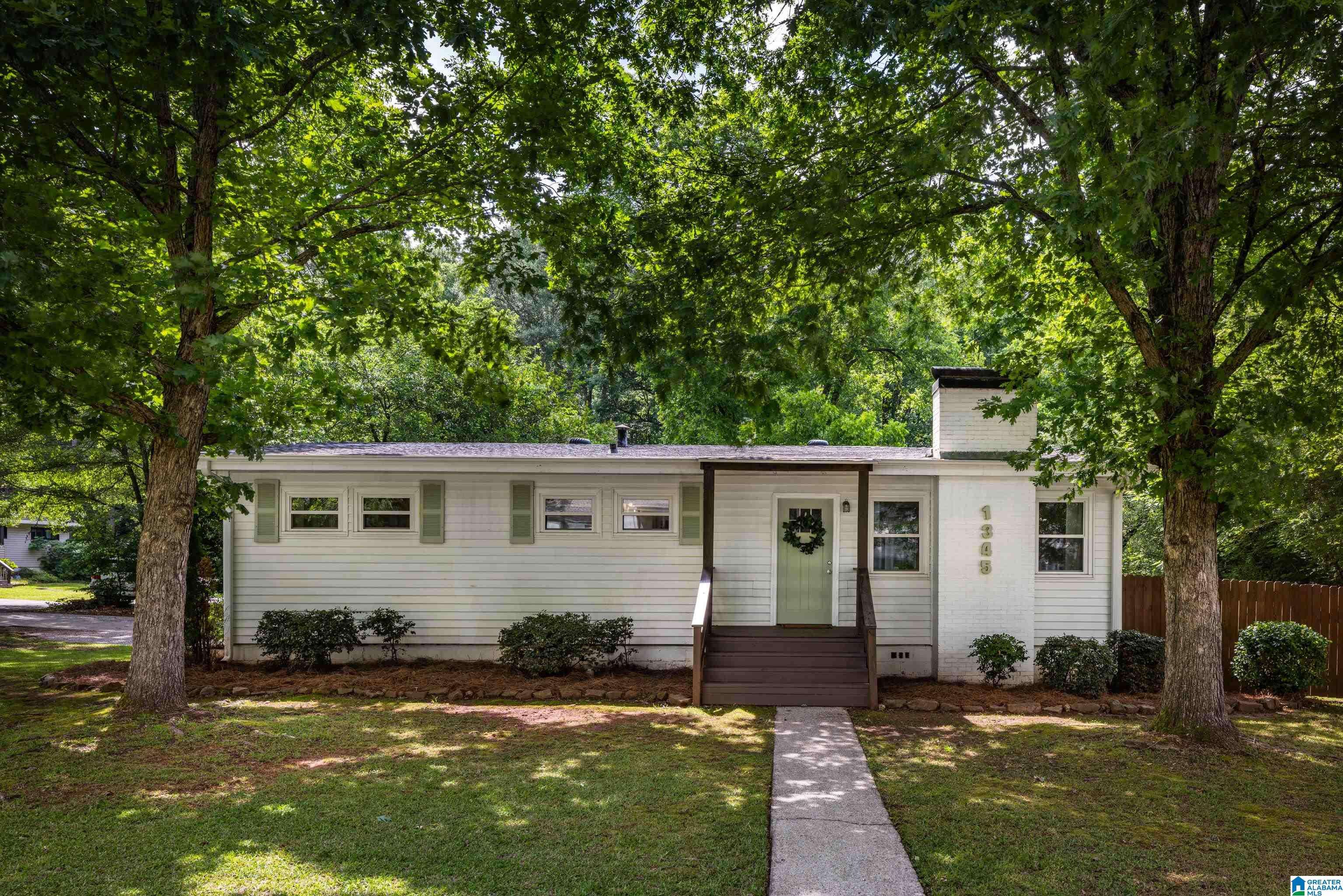 1345 CRESTHILL ROAD, Birmingham, AL 35213
