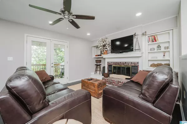 Vestavia Hills, AL 35216,2100 MONTREAT LANE #B