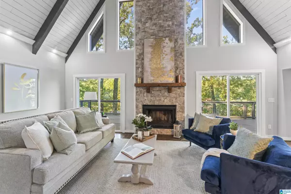 560 WATER OAK LANE, Talladega, AL 35160