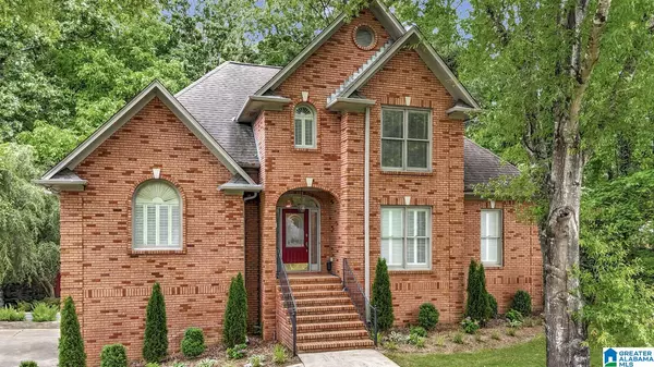 5192 PARK TRACE DRIVE, Hoover, AL 35244