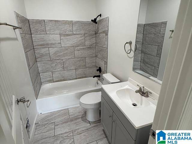Birmingham, AL 35204,900 4TH AVENUE W