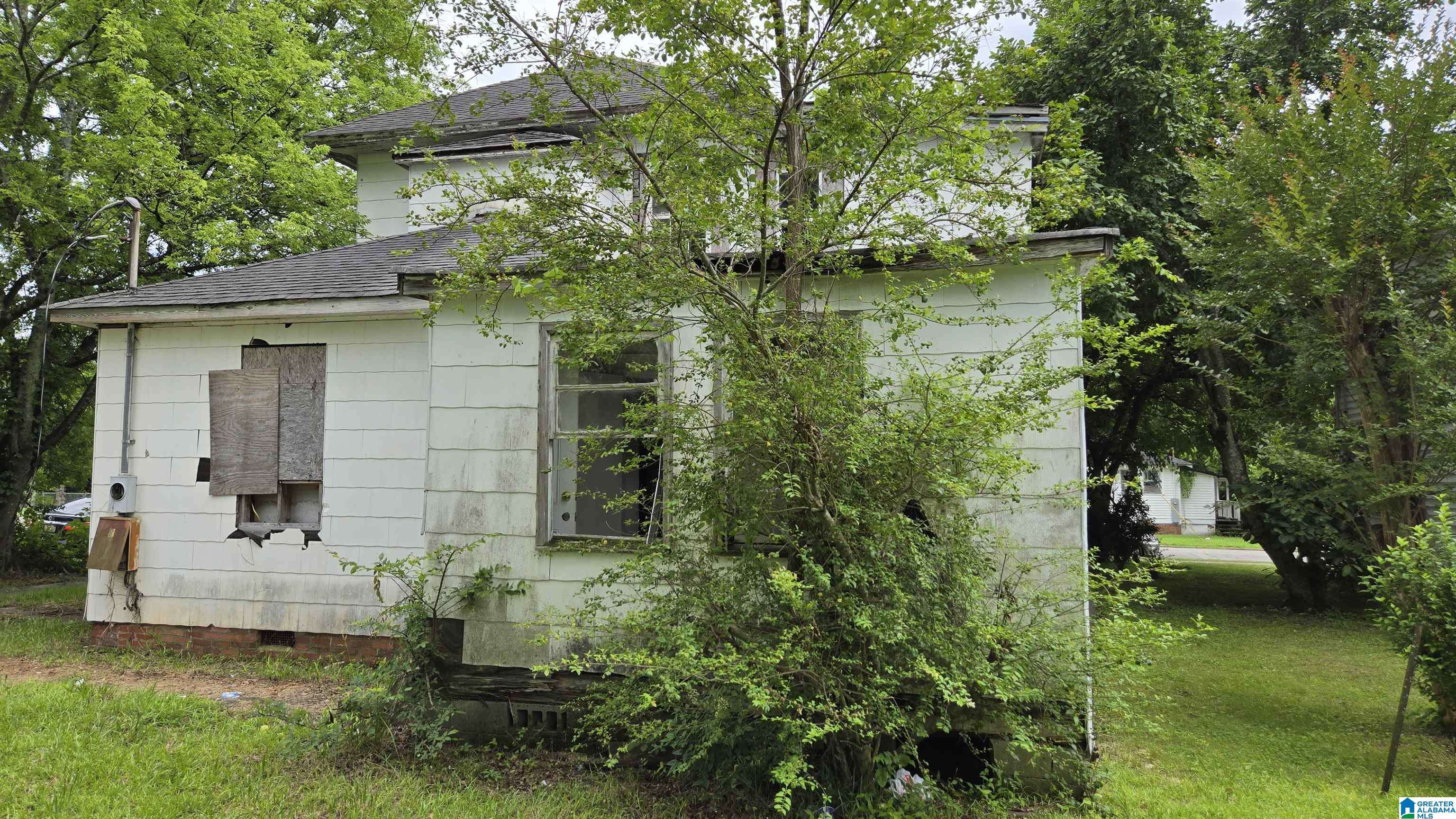 Anniston, AL 36201,101 W 17TH STREET