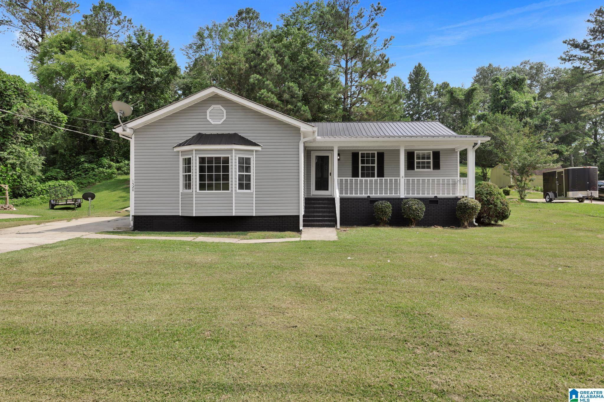 1520 MAPLE DRIVE,  Weaver,  AL 36277
