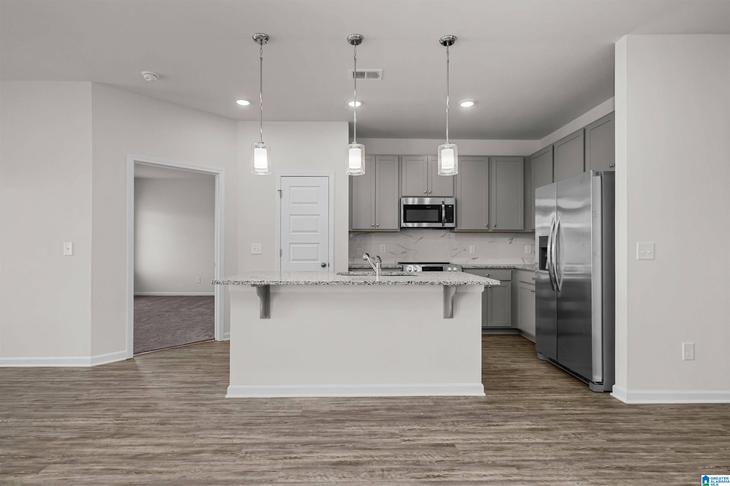 Columbiana, AL 35051,633 PINE VALLEY TRAIL