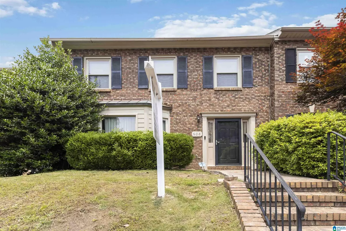 Hoover, AL 35244,608 MOUNTAIN LAUREL COURT