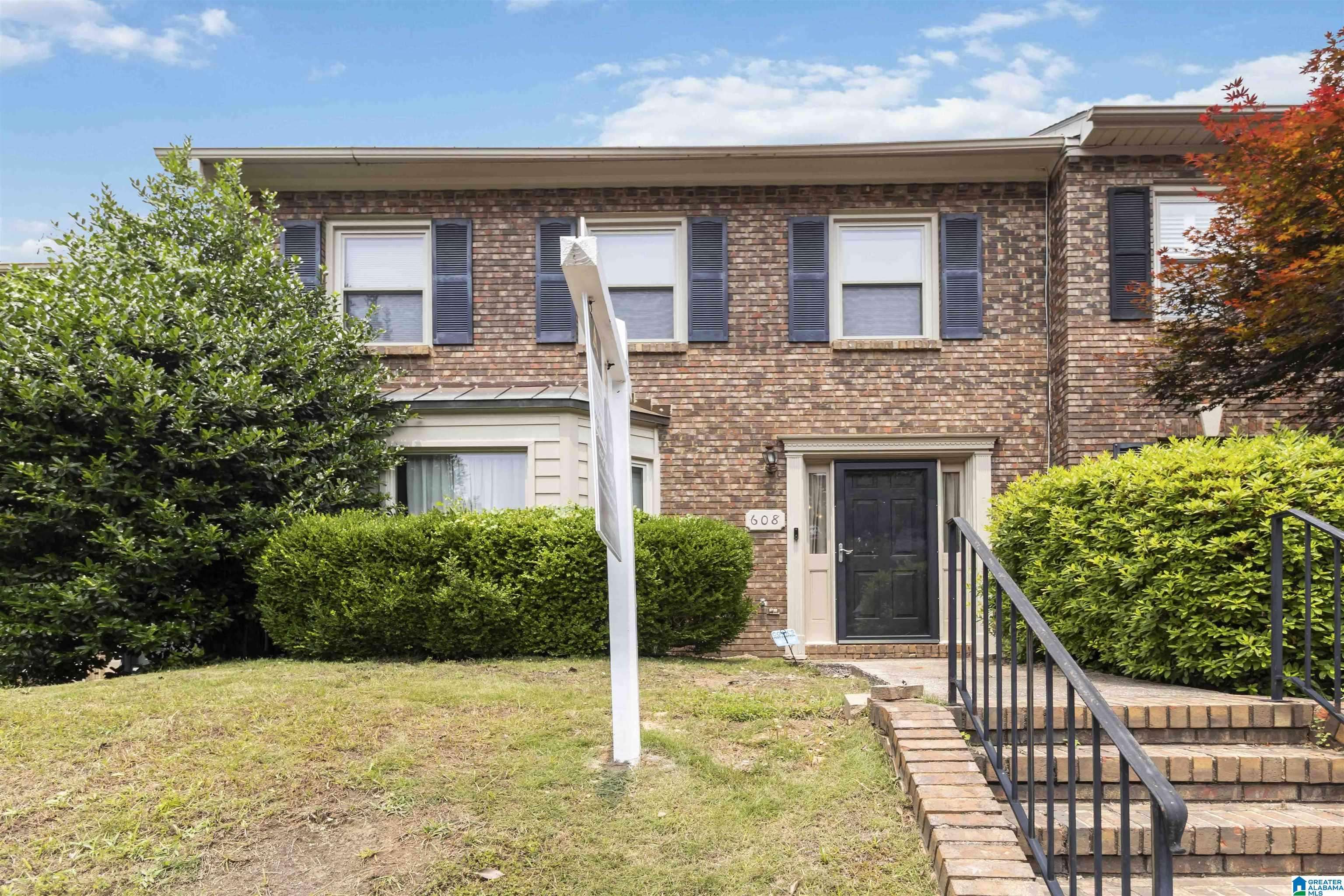 608 MOUNTAIN LAUREL COURT, Hoover, AL 35244
