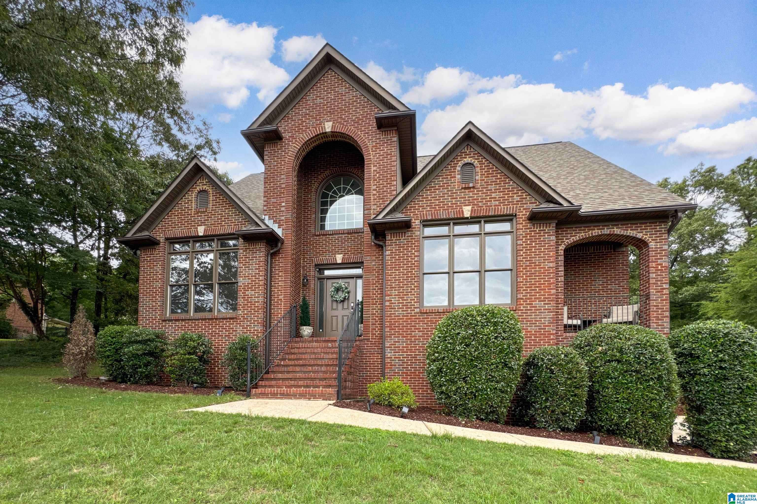 215 CHESTNUT FOREST DRIVE, Helena, AL 35080