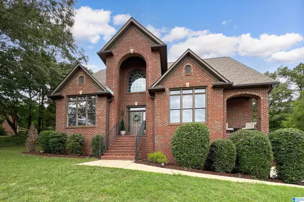 215 CHESTNUT FOREST DRIVE, Helena, AL 35080