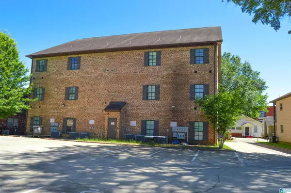Tuscaloosa, AL 35401,1506 8TH STREET