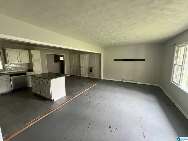 Weaver, AL 36277,802 WANA AVENUE