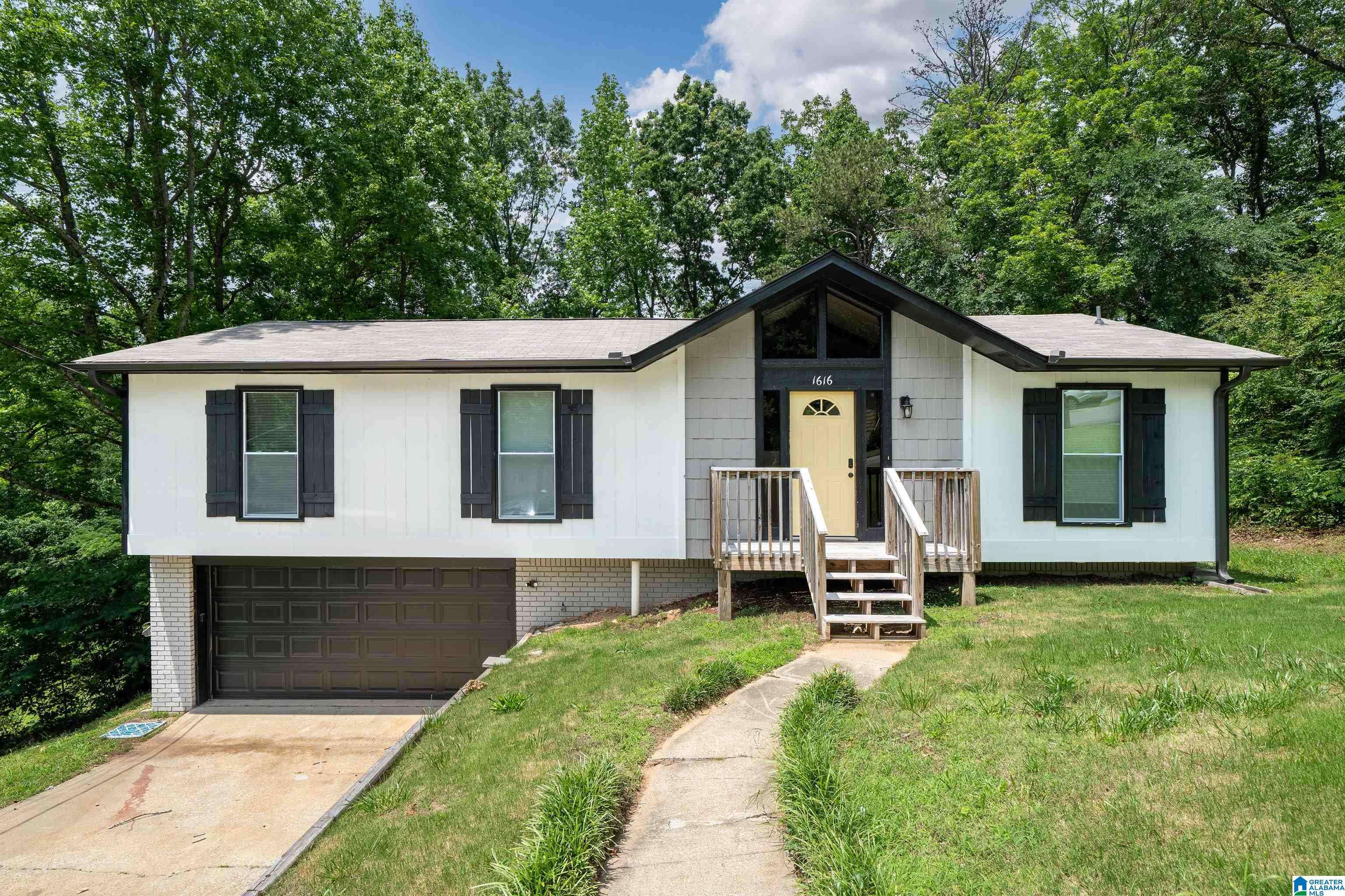 1616 SONIA DRIVE, Birmingham, AL 35235
