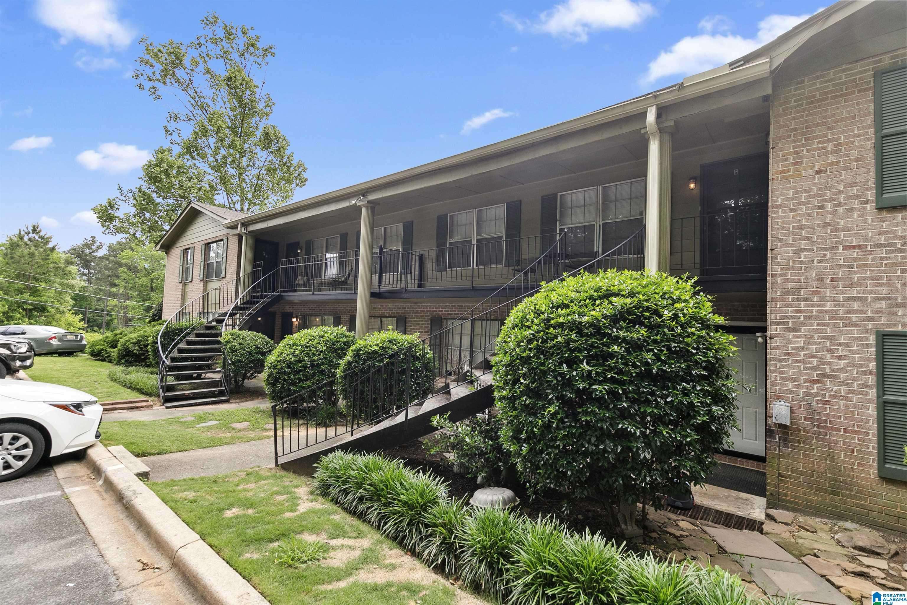 2837 GEORGETOWN DRIVE #F, Hoover, AL 35216