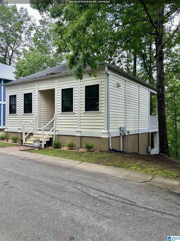 325 RIDGE DRIVE, Hayden, AL 35079