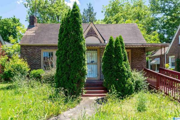 1809 SAINT CHARLES COURT SW, Birmingham, AL 35211
