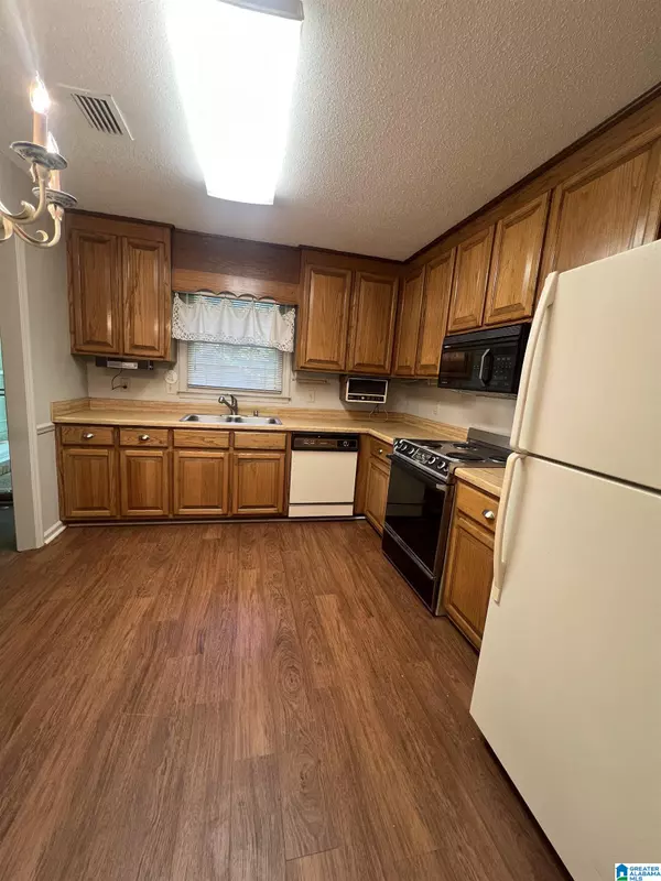 Hoover, AL 35216,2187 ROCKY RIDGE RANCH ROAD #2187