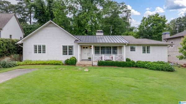 2120 CHESTNUT ROAD, Vestavia Hills, AL 35216