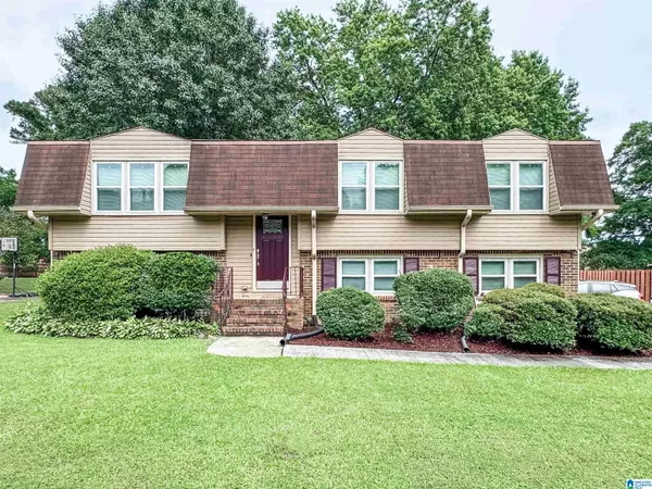 1697 MAGNOLIA STREET, Gardendale, AL 35071