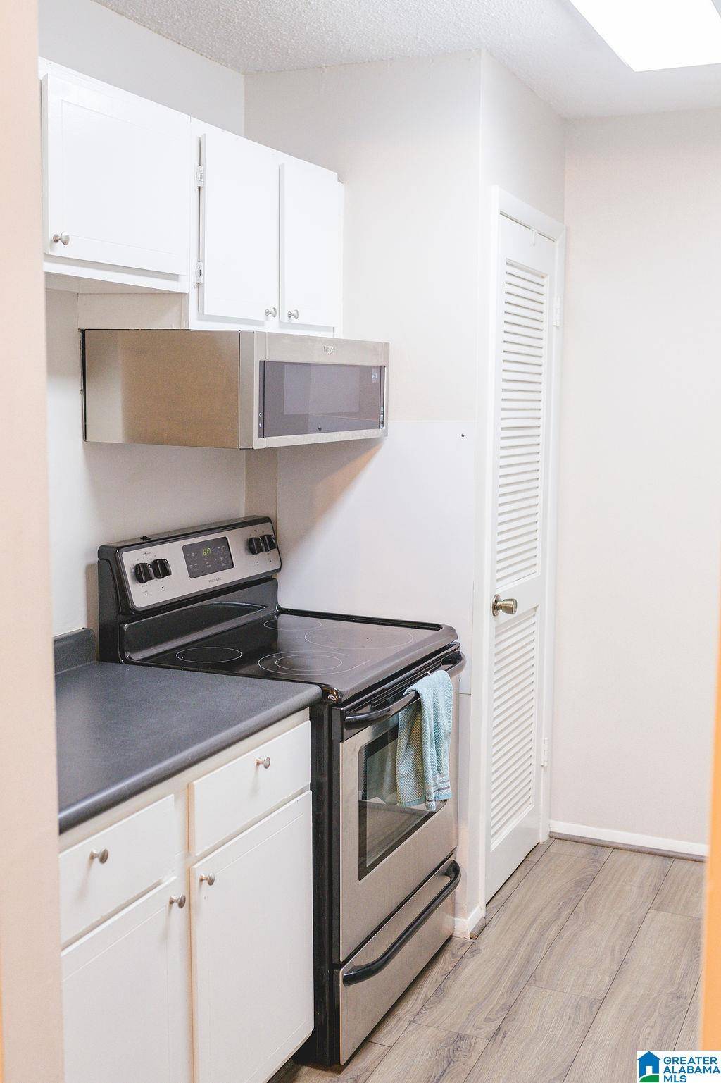 Homewood, AL 35216,1303 WOODLAND VILLAGE #1303