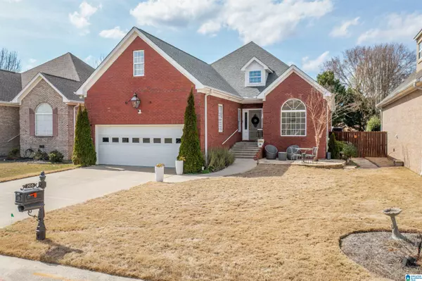 Gadsden, AL 35901,206 LAKEPOINT DRIVE