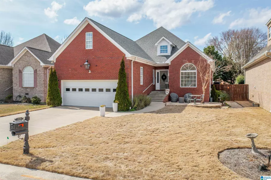 206 LAKEPOINT DRIVE, Gadsden, AL 35901