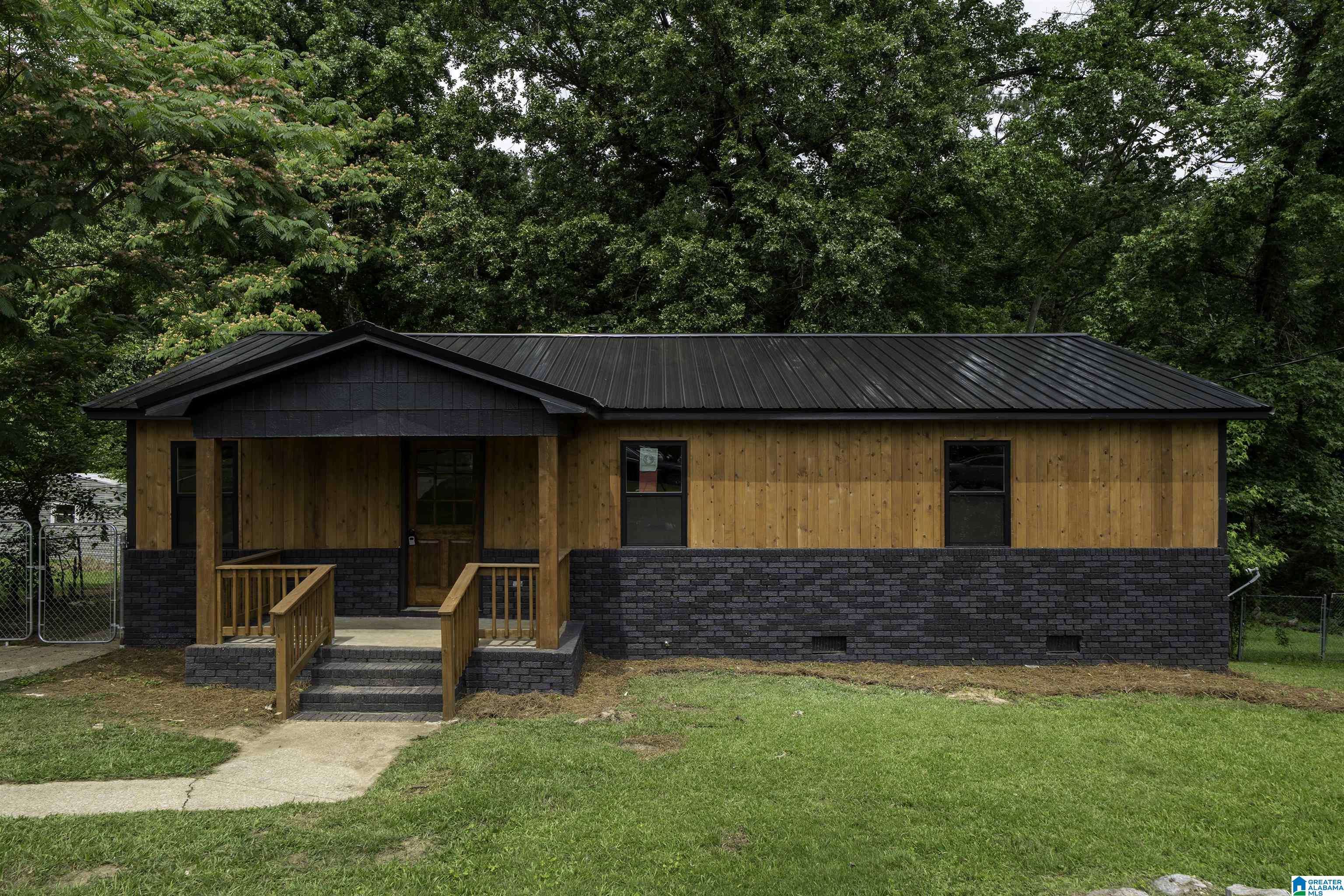 364 FIVE ACRE ROAD, Hueytown, AL 35023