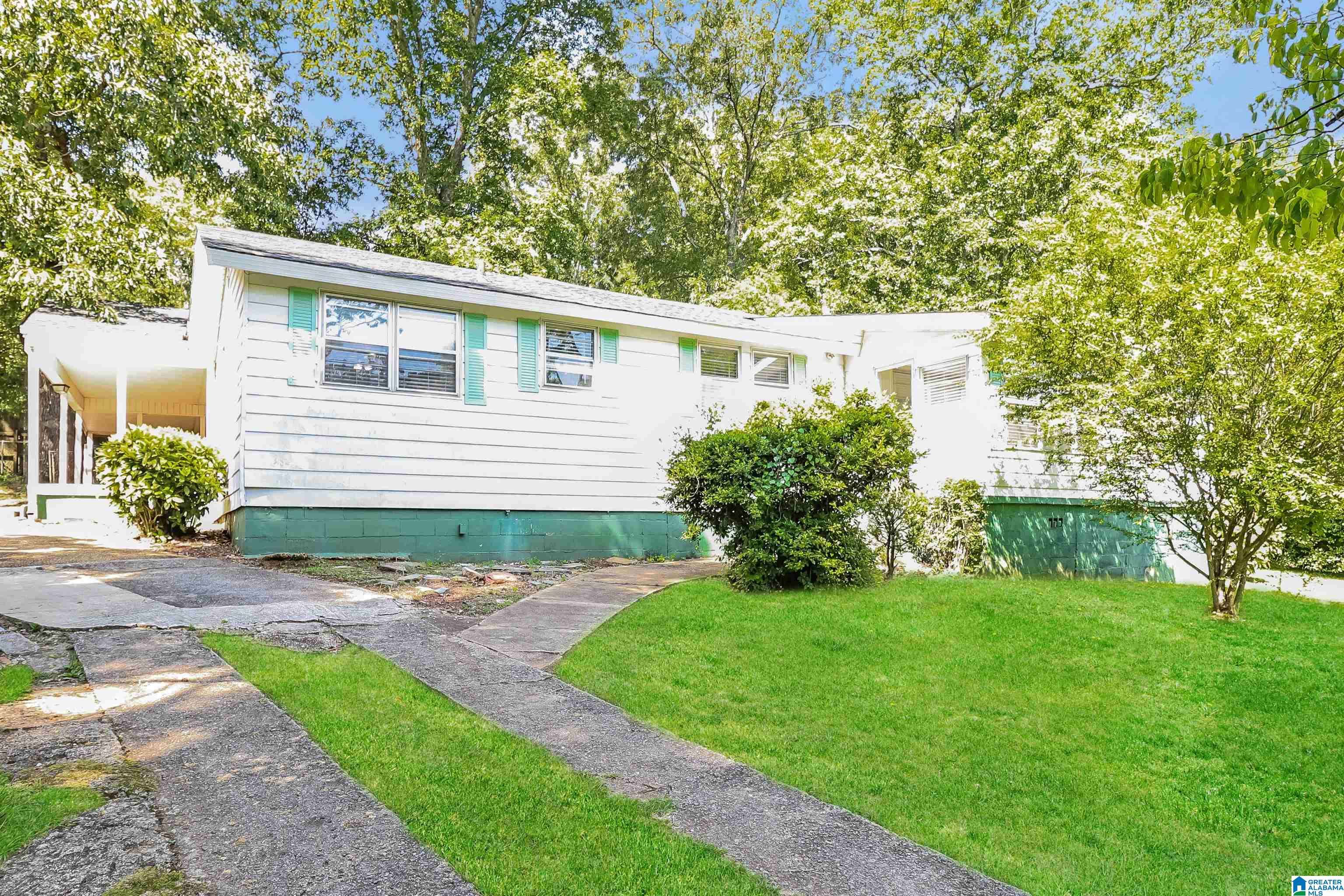 3130 ASHWOOD ROAD, Hueytown, AL 35023