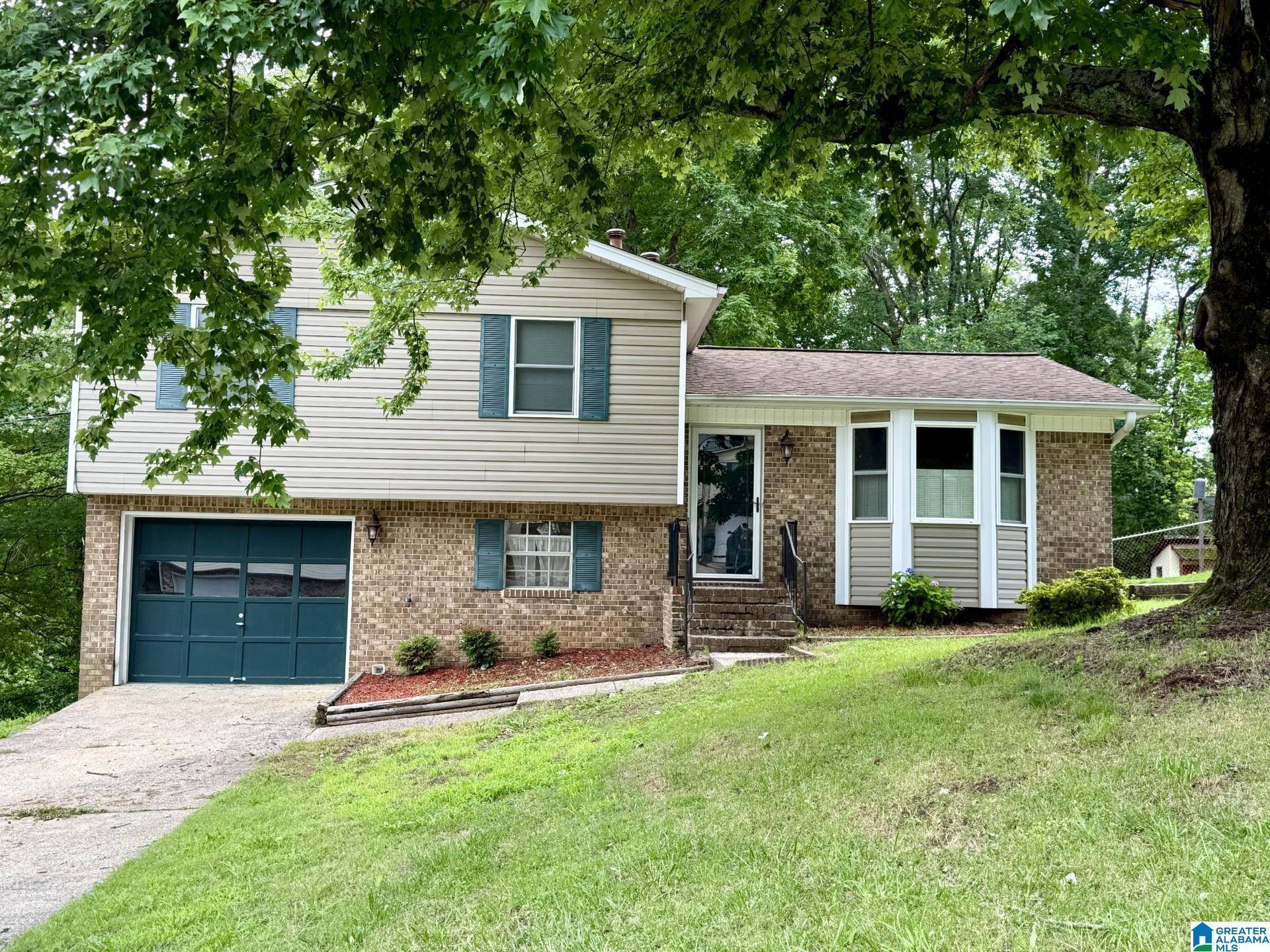 1755 SONIA DRIVE, Birmingham, AL 35235