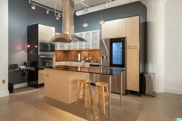 2201 5TH AVENUE S #405, Birmingham, AL 35233