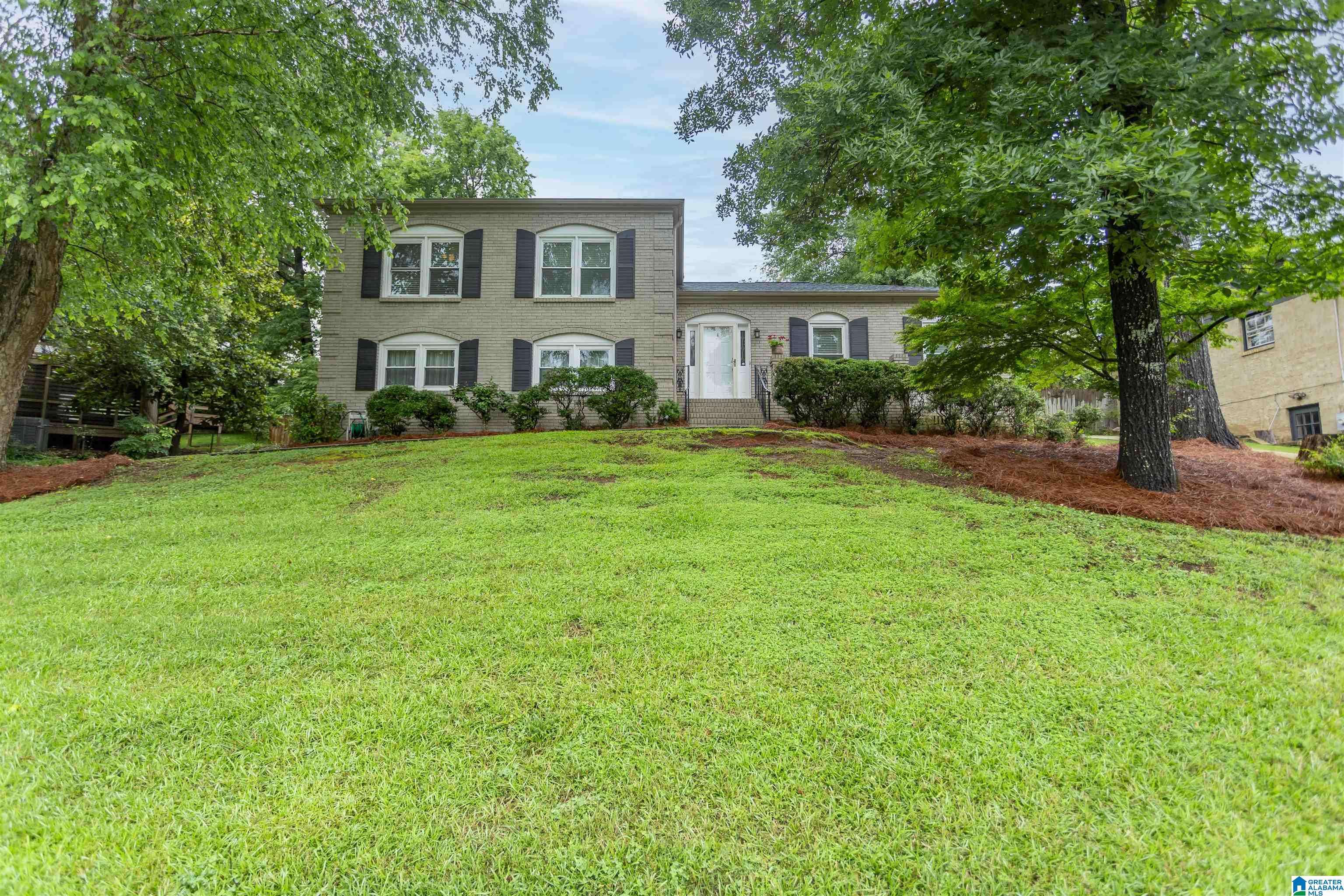 708 STAFFORDSHIRE DRIVE, Vestavia Hills, AL 35226