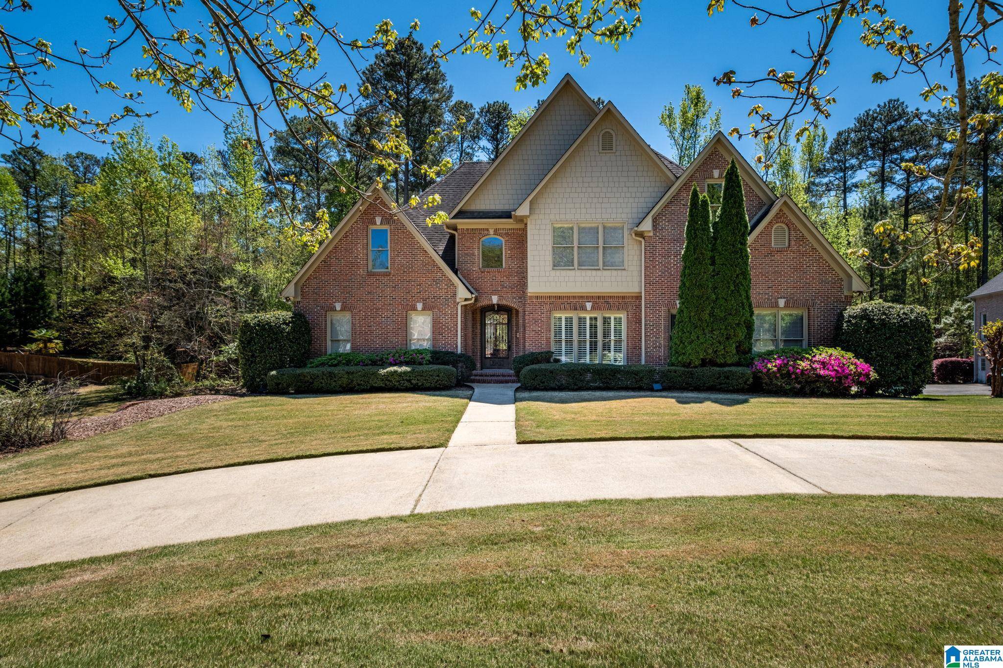 386 NORTH LAKE ROAD, Birmingham, AL 35242