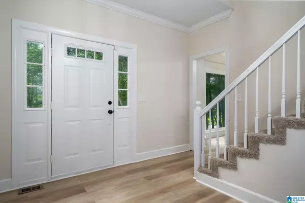Birmingham, AL 35244,4912 MOUNTAIN VIEW PARKWAY