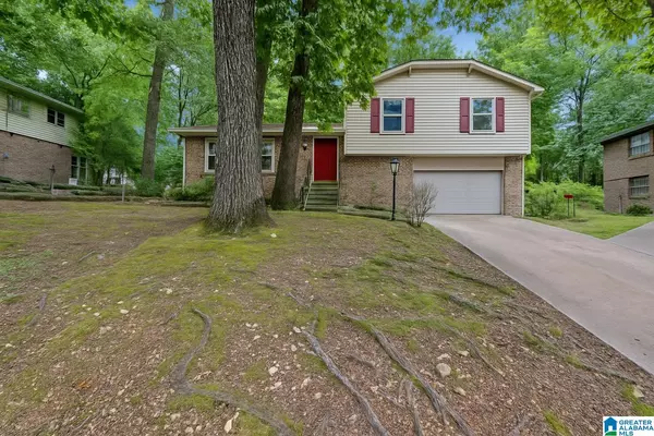 635 16TH TERRACE NW, Center Point, AL 35215