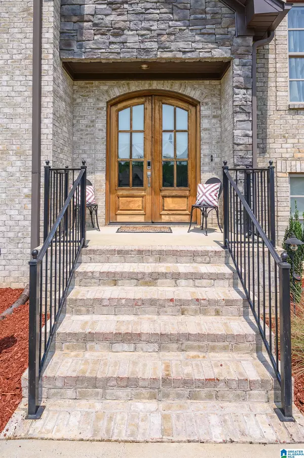 Pelham, AL 35124,801 GREY OAKS COVE