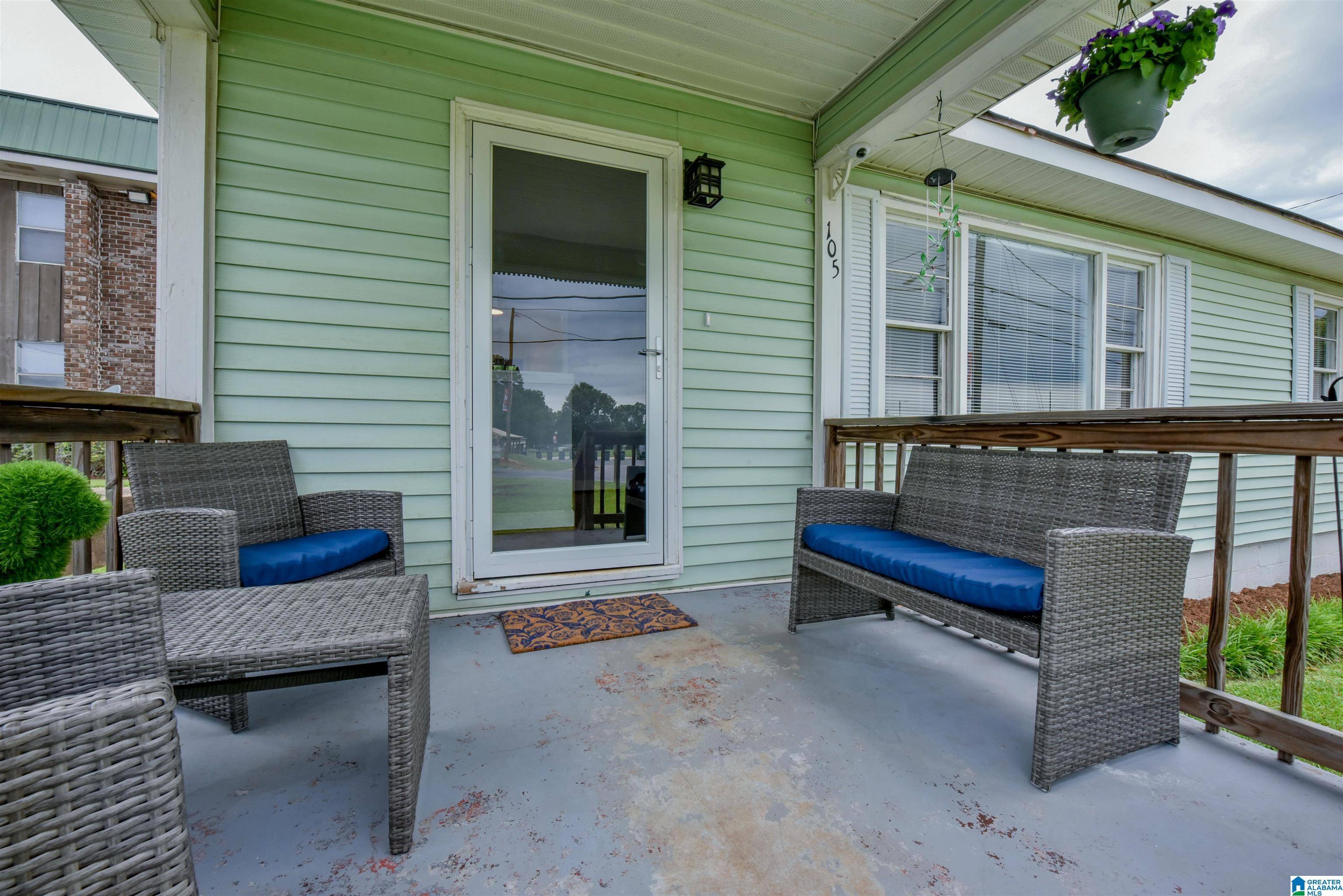 Hueytown, AL 35023,105 FOREST ROAD
