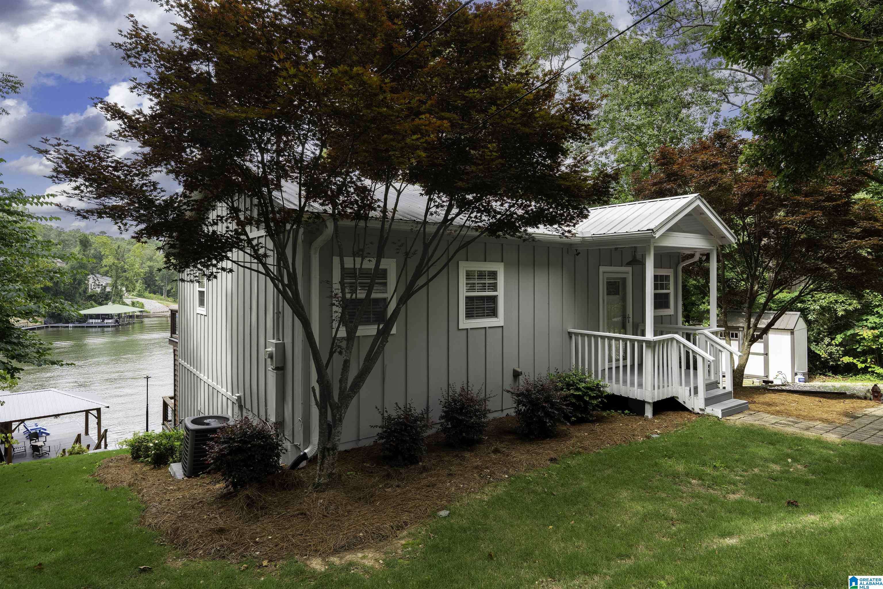Talladega, AL 35160,917 N LAKESHORE DRIVE