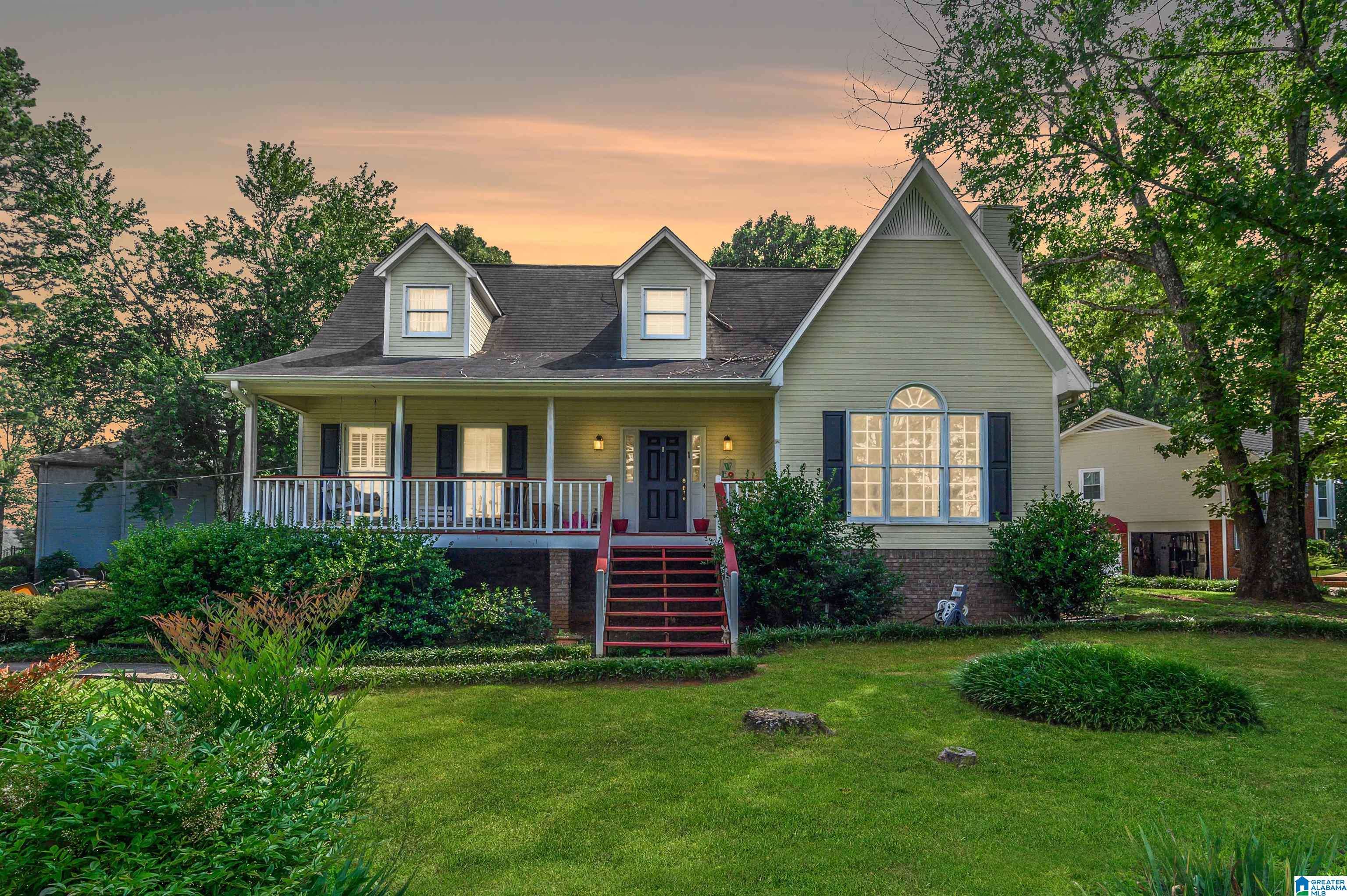 1121 COLONIAL DRIVE, Alabaster, AL 35007
