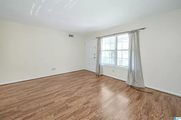Birmingham, AL 35205,2727 HIGHLAND AVENUE #204