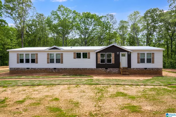 702 COUNTY ROAD 104, Muscadine, AL 36269