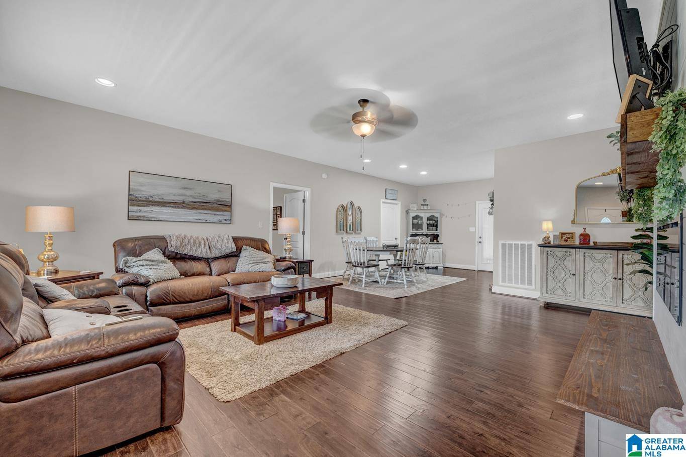Warrior, AL 35180,2597 BLAKE WAY